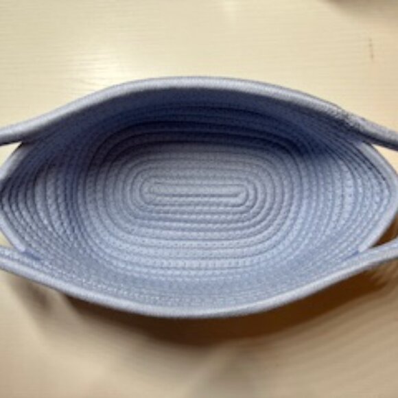 Set of Chinoiserie Towels with Mini Silk Flower in Cotton Rope Basket - Picture 4 of 6